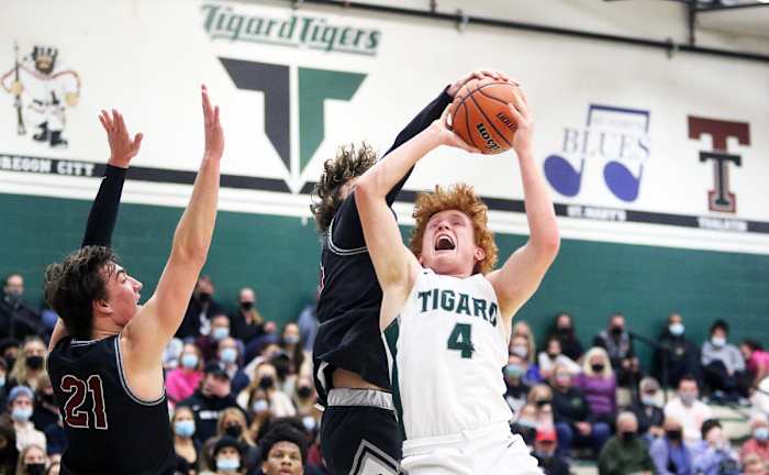 Tualatin.Tigard.boys-basketball.Dan-Brood.8